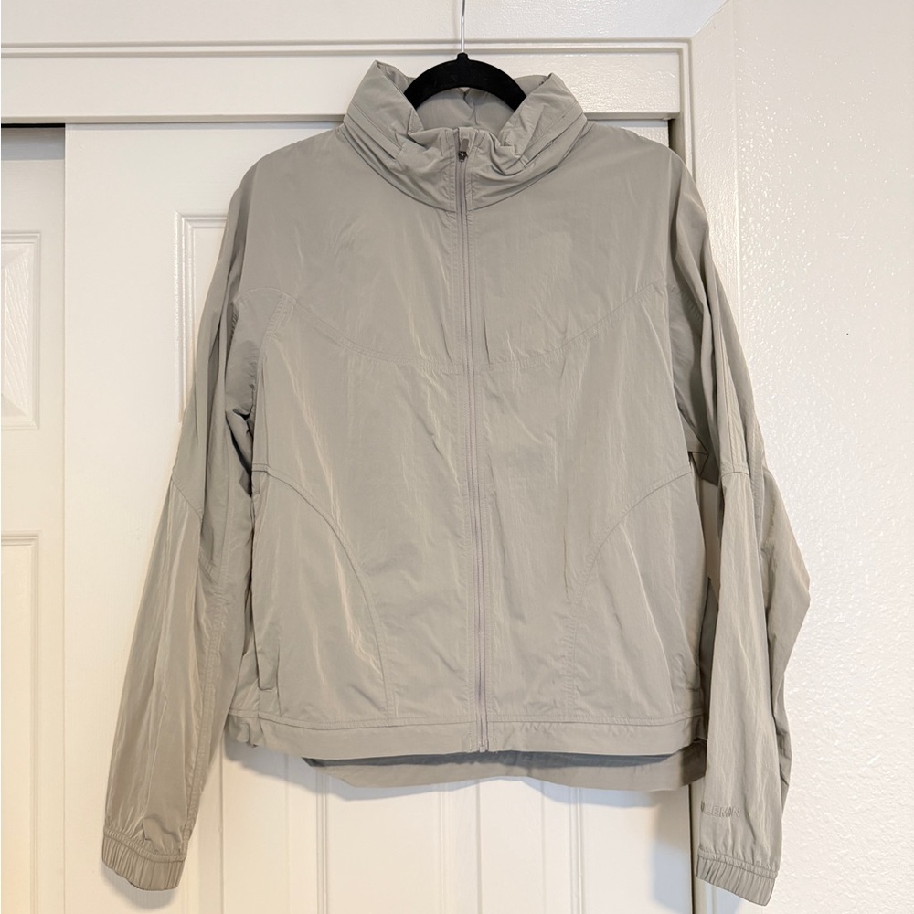 Lululemon Lightweight Hooded Jacket Zip Up Windbreaker - Color: Dune